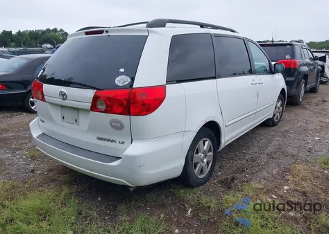 2010 Toyota Sienna Le из США, поврежденный, VIN 5TDKK4CC8AS313523
